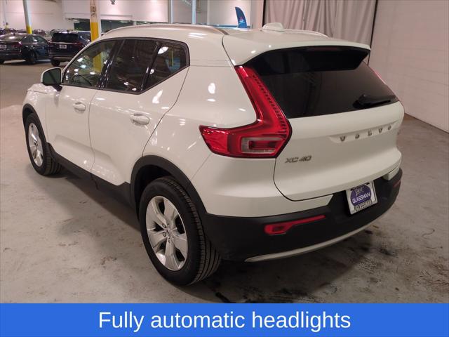 2019 Volvo XC40 T5 Momentum