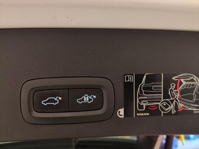 2019 Volvo XC40 T5 Momentum