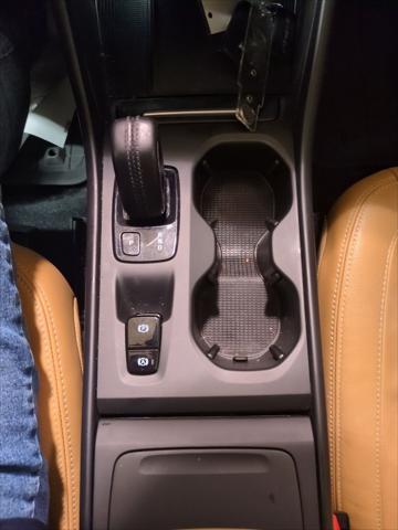 2019 Volvo XC40 T5 Momentum