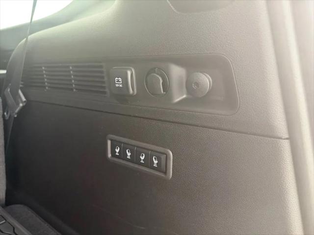 2026 Jeep Grand Wagoneer Upland 4x4