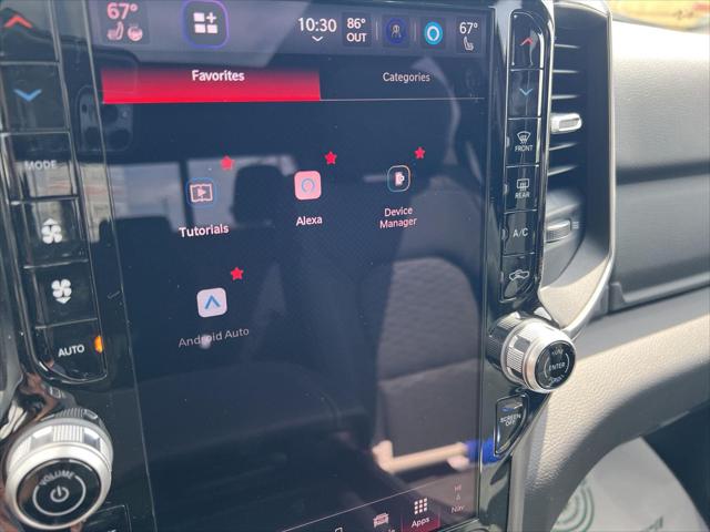 2026 Ram 1500 Big Horn Crew Cab 4x4 5'7" Box