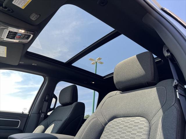2026 Ram 1500 Big Horn Crew Cab 4x4 5'7" Box