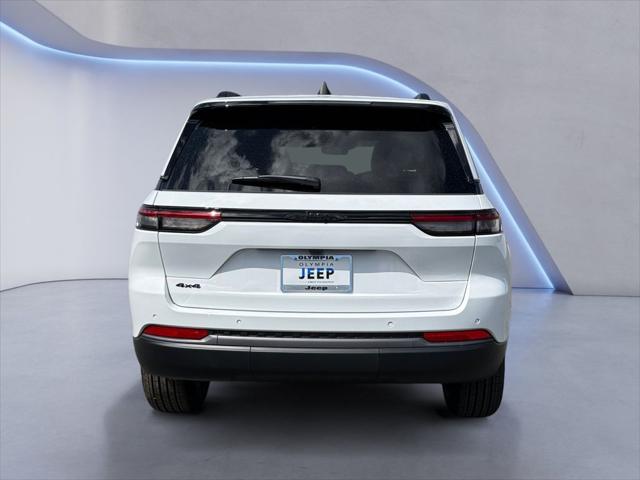 2026 Jeep Grand Cherokee Altitude 4x4