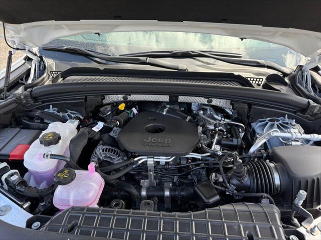 2026 Jeep Grand Cherokee Altitude 4x4