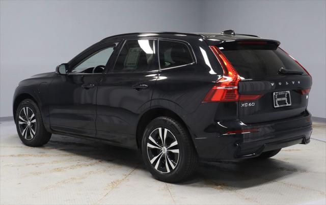 2024 Volvo XC60 Recharge T8 Core Dark Theme