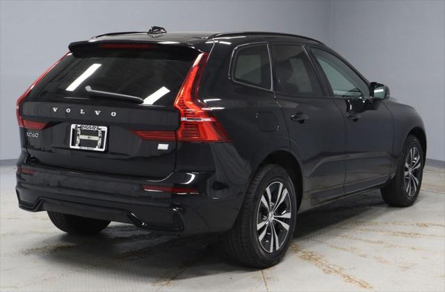 2024 Volvo XC60 Recharge T8 Core Dark Theme