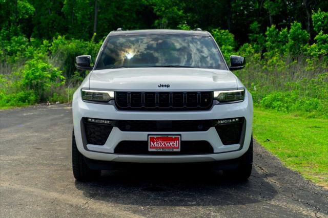 2026 Jeep Grand Cherokee Summit 4x4