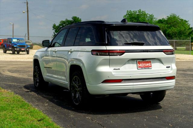 2026 Jeep Grand Cherokee Summit 4x4