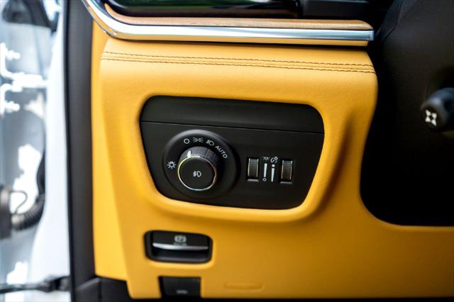 2026 Jeep Grand Cherokee Summit 4x4