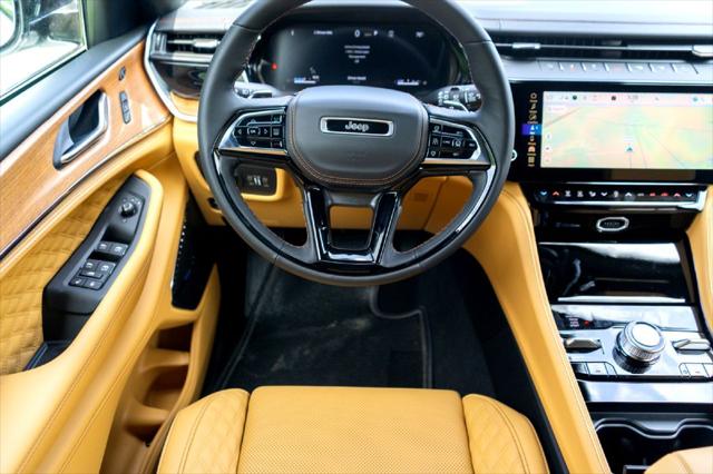 2026 Jeep Grand Cherokee Summit 4x4