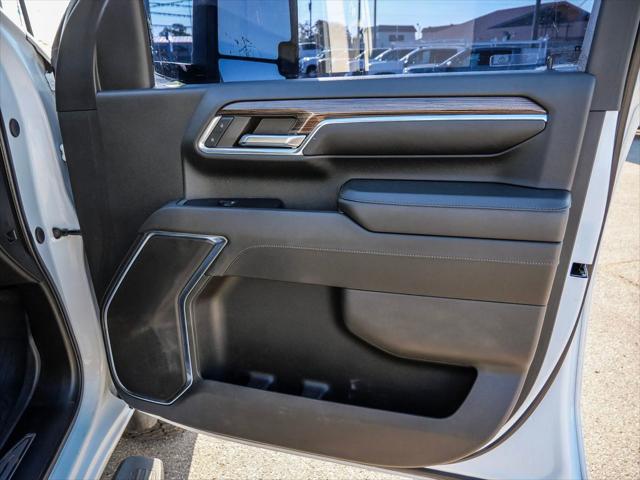 2024 Chevrolet Silverado 2500HD 4WD Crew Cab Standard Bed LT