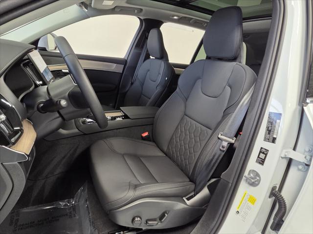 2026 Volvo XC90 Plus, B5 AWD Gas (mild hybrid), Gasoline, Bright, 7 Seats