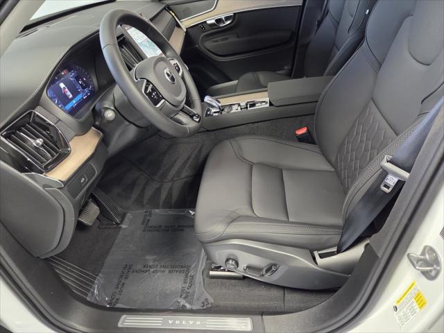 2026 Volvo XC90 Plus, B5 AWD Gas (mild hybrid), Gasoline, Bright, 7 Seats