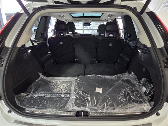 2026 Volvo XC90 Plus, B5 AWD Gas (mild hybrid), Gasoline, Bright, 7 Seats