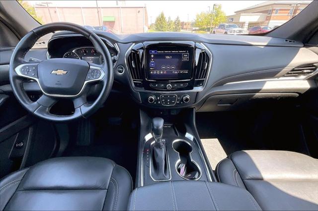 2023 Chevrolet Traverse AWD LT Leather