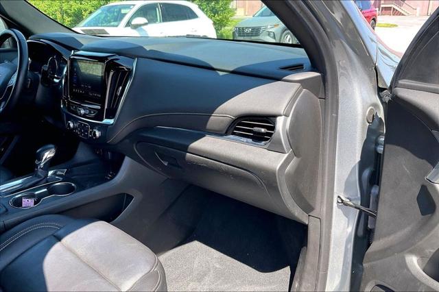 2023 Chevrolet Traverse AWD LT Leather