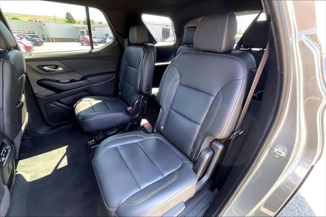 2023 Chevrolet Traverse AWD LT Leather
