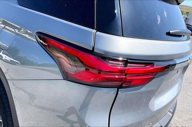 2023 Chevrolet Traverse AWD LT Leather