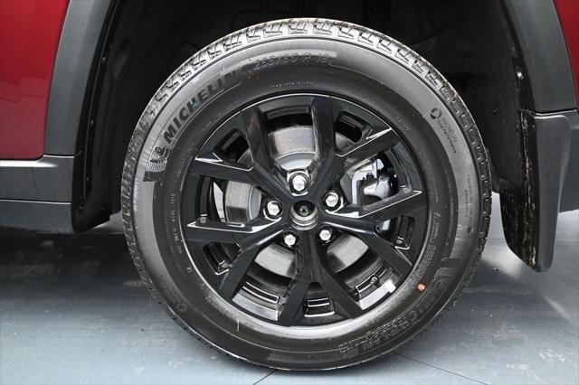 2026 Jeep Grand Cherokee L Altitude 4x4