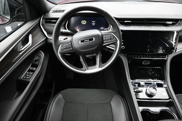 2026 Jeep Grand Cherokee L Altitude 4x4