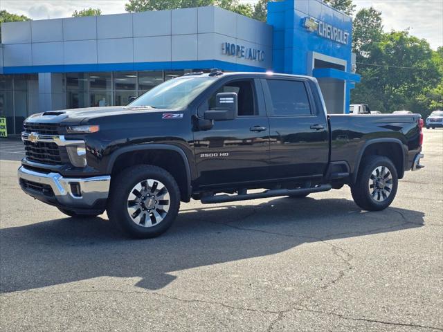 2026 Chevrolet Silverado 2500HD Crew Cab, Standard Bed, LT, 4WD