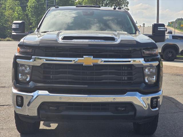2026 Chevrolet Silverado 2500HD Crew Cab, Standard Bed, LT, 4WD