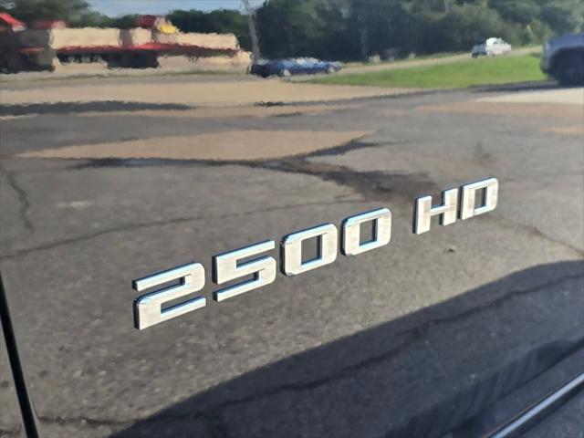 2026 Chevrolet Silverado 2500HD Crew Cab, Standard Bed, LT, 4WD