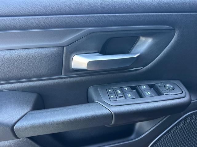 2026 Ram 1500 Express Crew Cab 4x2 57 Box