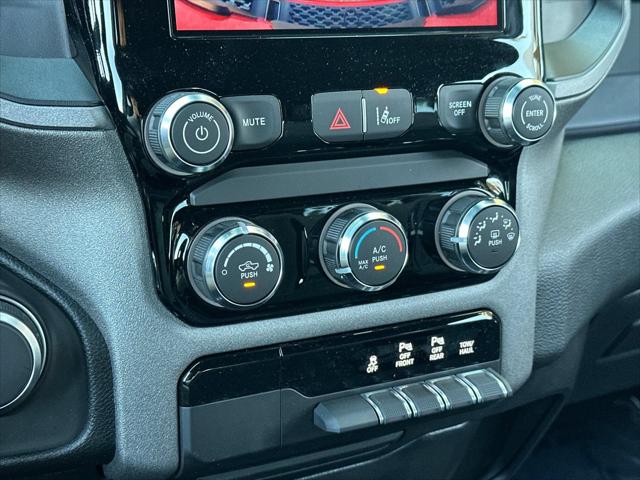 2026 Ram 1500 Express Crew Cab 4x2 57 Box