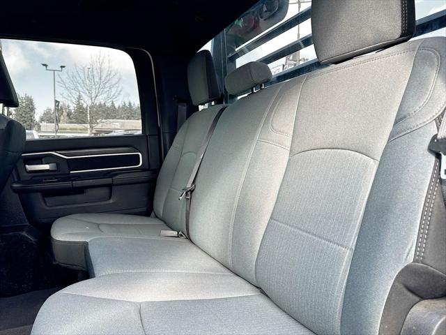 2024 Ram 3500 Tradesman/SLT/Laramie/Limited