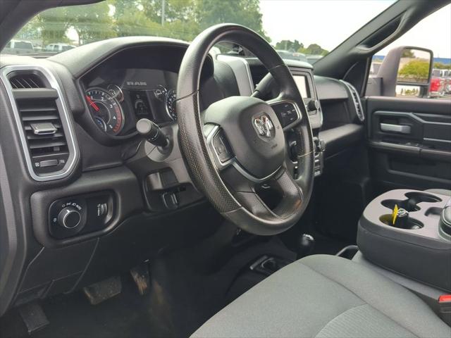 2024 Ram 3500 Tradesman/SLT/Laramie/Limited