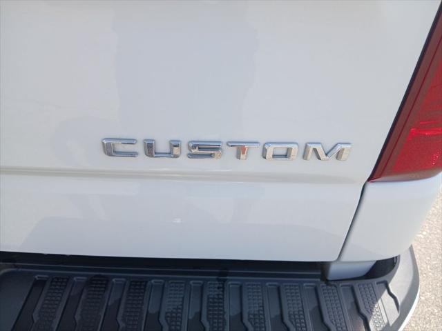 2024 Chevrolet Silverado 1500 2WD Crew Cab Short Bed Custom
