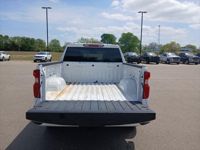 2024 Chevrolet Silverado 1500 2WD Crew Cab Short Bed Custom
