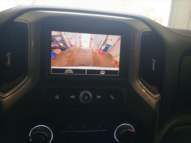 2024 Chevrolet Silverado 1500 2WD Crew Cab Short Bed Custom