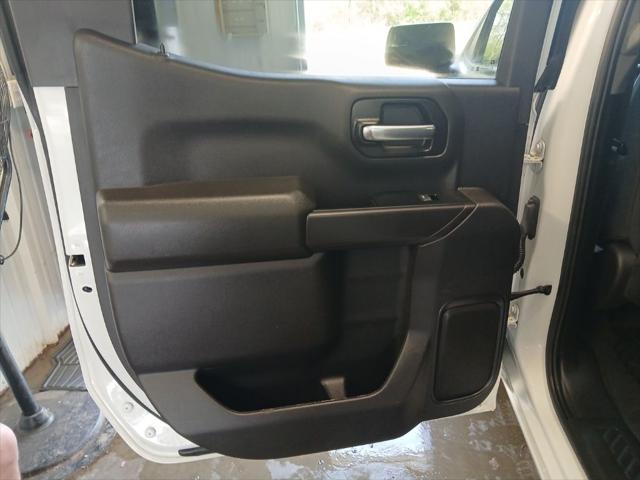 2024 Chevrolet Silverado 1500 2WD Crew Cab Short Bed Custom