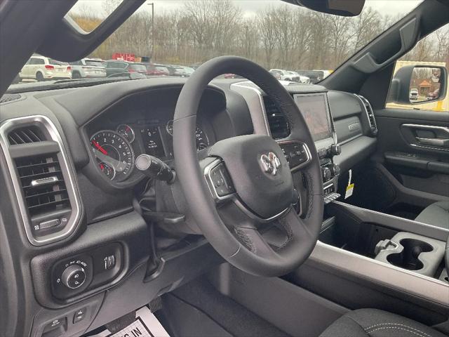 2026 Ram 1500 Big Horn Crew Cab 4x4 5'7" Box