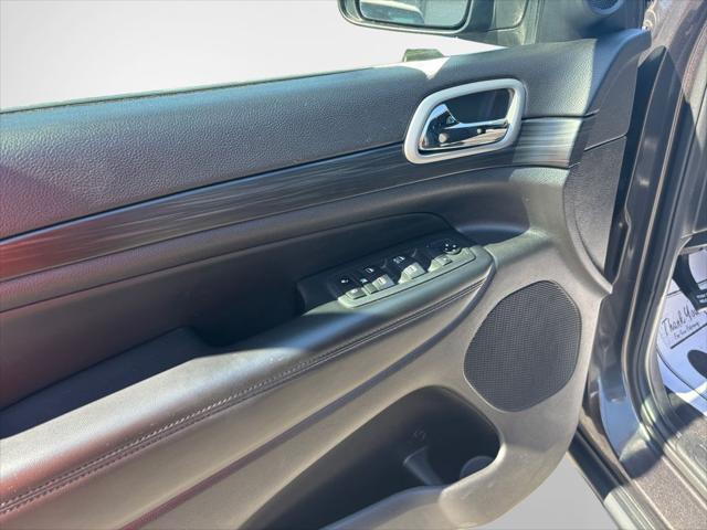 2020 Jeep Grand Cherokee Laredo E 4x4