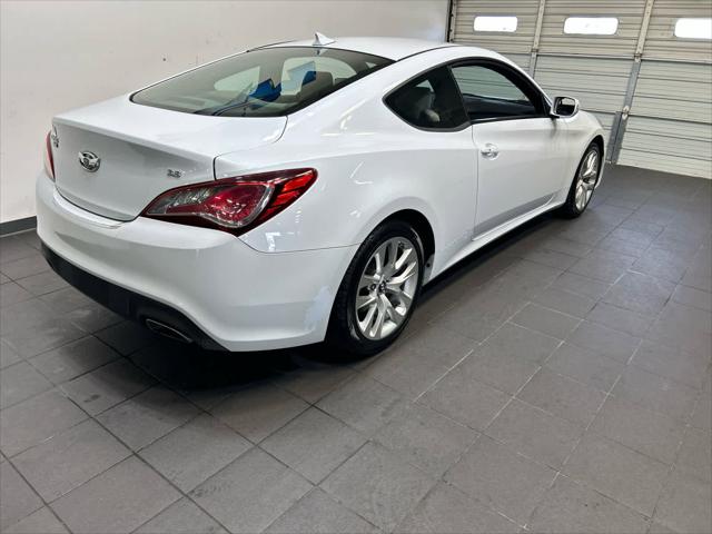 2015 Hyundai Genesis Coupe 3.8 Base 2015 Hyundai Genesis Coupe 3.8 Base