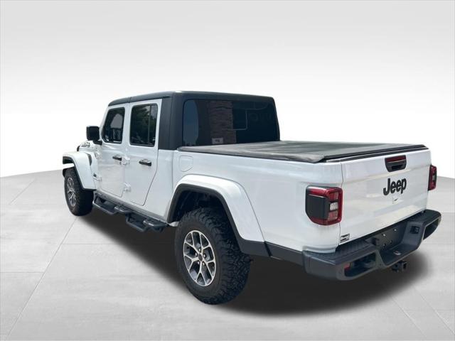 2024 Jeep Gladiator Sport S