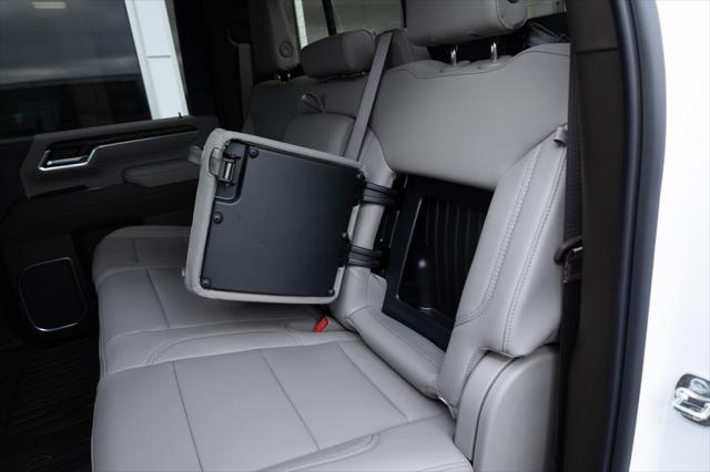 2026 GMC Sierra 2500HD Crew Cab, Standard Bed, SLT, 4WD