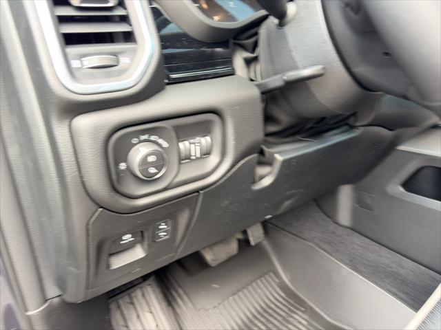 2026 Ram 1500 Laramie Crew Cab 4x4 64 Box