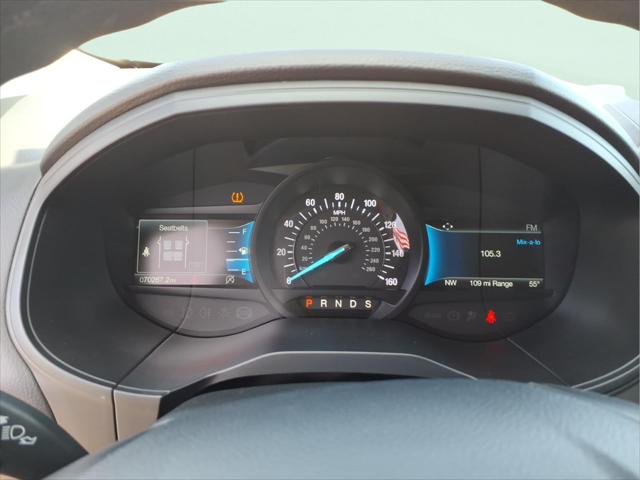 2022 Ford Edge SE