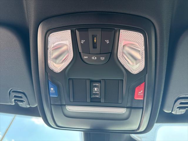 2026 Ram 1500 Tradesman Crew Cab 4x4 57 Box