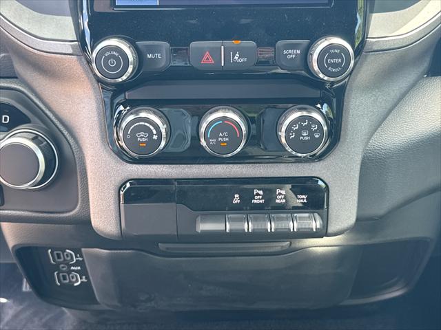 2026 Ram 1500 Tradesman Crew Cab 4x4 57 Box
