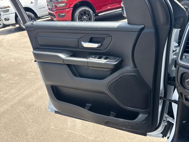 2026 Ram 1500 Tradesman Crew Cab 4x4 57 Box