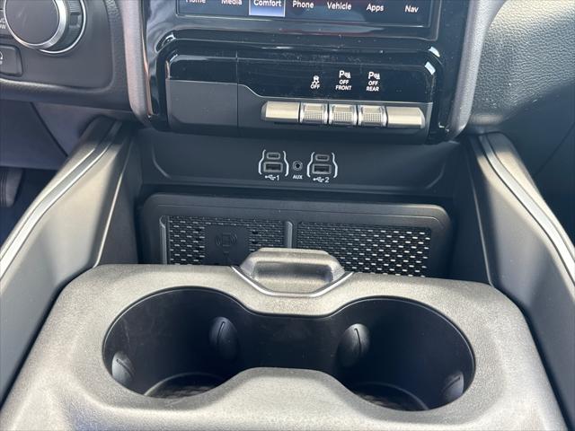 2026 Ram 1500 Big Horn Crew Cab 4x4 57 Box