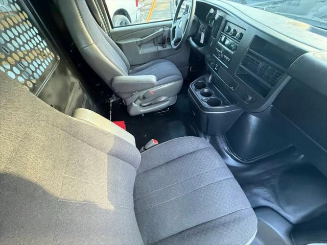 2018 GMC Savana 2500 Work Van