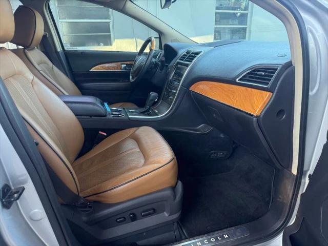 2013 Lincoln MKX Base