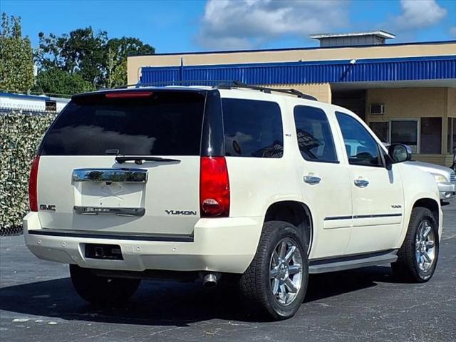 2011 GMC Yukon SLT