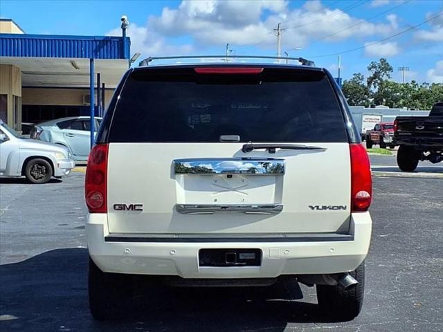 2011 GMC Yukon SLT